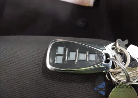 2018 Chevrolet Malibu Lt из США, поврежденный, VIN 1G1ZD5ST8JF183803